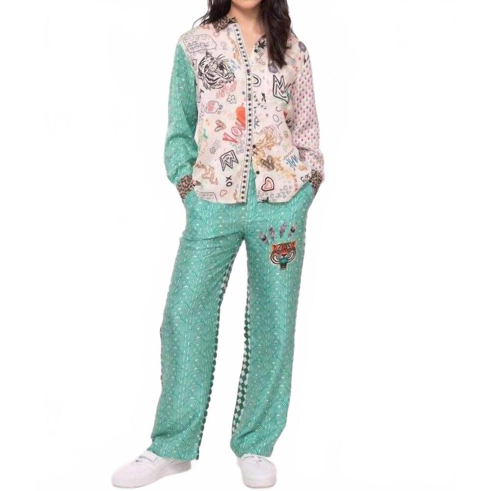 NEW ME369 isabel long sleeve button down shirt in graffiti